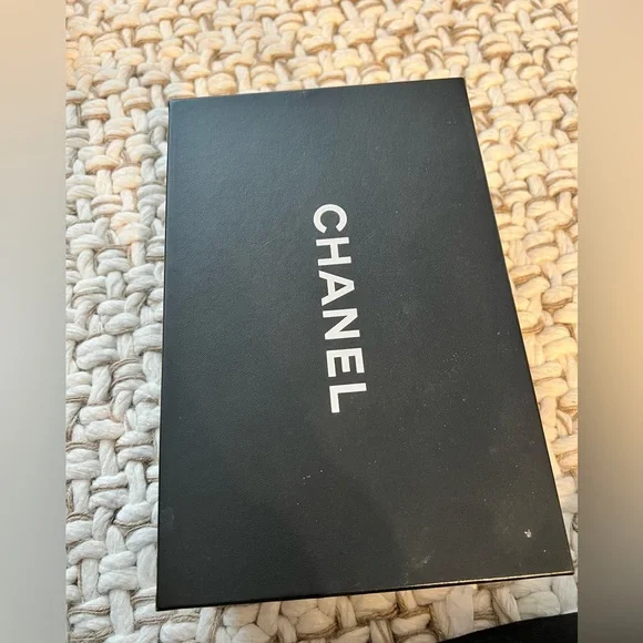 CHANEL TWEED HEELS - Picture 7 of 7